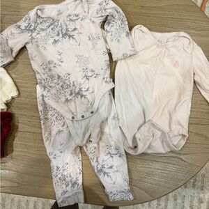 GAP Kids Floral and Solid Bodysuit Set - Gray and Pink